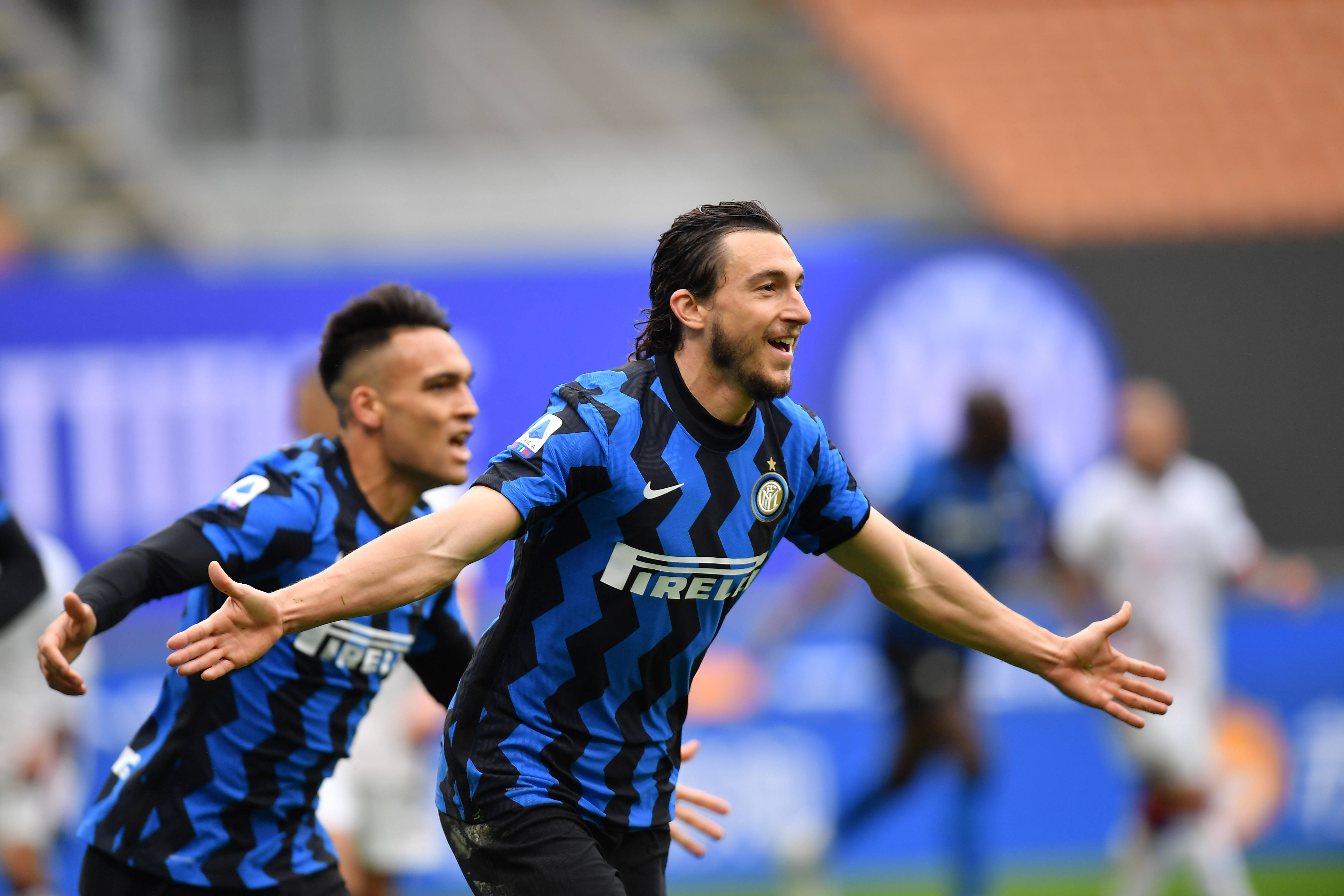 足球欧洲豪门爆发争吵，队内矛盾浮出水面