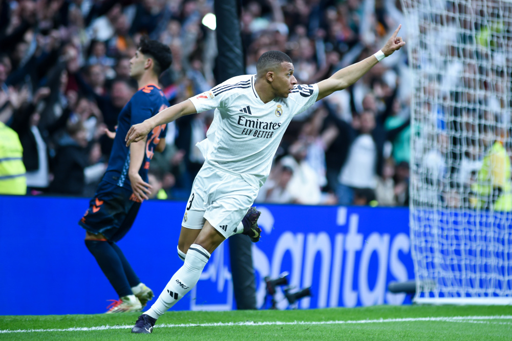 他回家了，回到了深爱的巴塞罗那