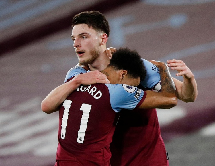 曼联二将闪耀非洲杯，迪亚洛打入制胜球，姆伯莫送助攻（非洲杯曼联双星闪耀：迪亚洛制胜建功，姆伯莫送出助攻）