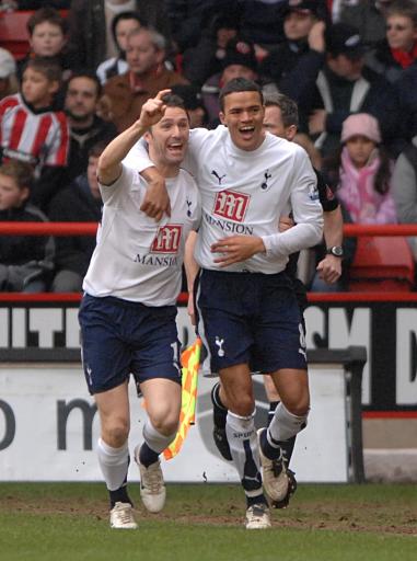 瓜迪奥拉：多库因腿部受伤无缘出战；水晶宫客场很难打（瓜迪奥拉：多库腿伤缺阵，客战水晶宫不易）