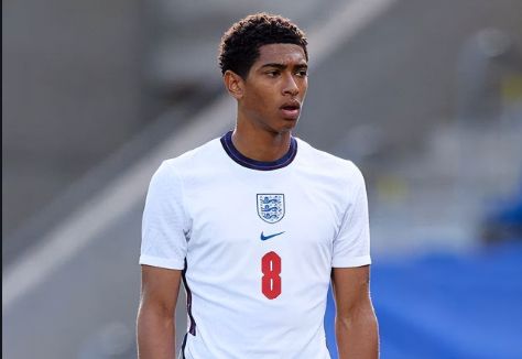 欧冠：巴黎2-0轻取泽尼特（欧冠-巴黎2比0完胜泽尼特）