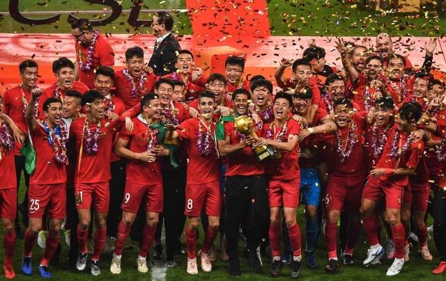 合同明夏到期，格策：我明年34岁了，若还能帮助球队就很积极