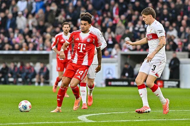 麦克阿瑟vs布里斯班狮吼因闪电延迟，开球时间待定（闪电导致麦克阿瑟对阵布里斯班狮吼比赛推迟，开球时间未定）