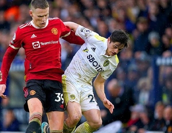 记者：热刺预计提前召回梁民革，球员将会外租至更适合的球队（记者：热刺计划提前召回梁民革，随后租借至更匹配的下家）