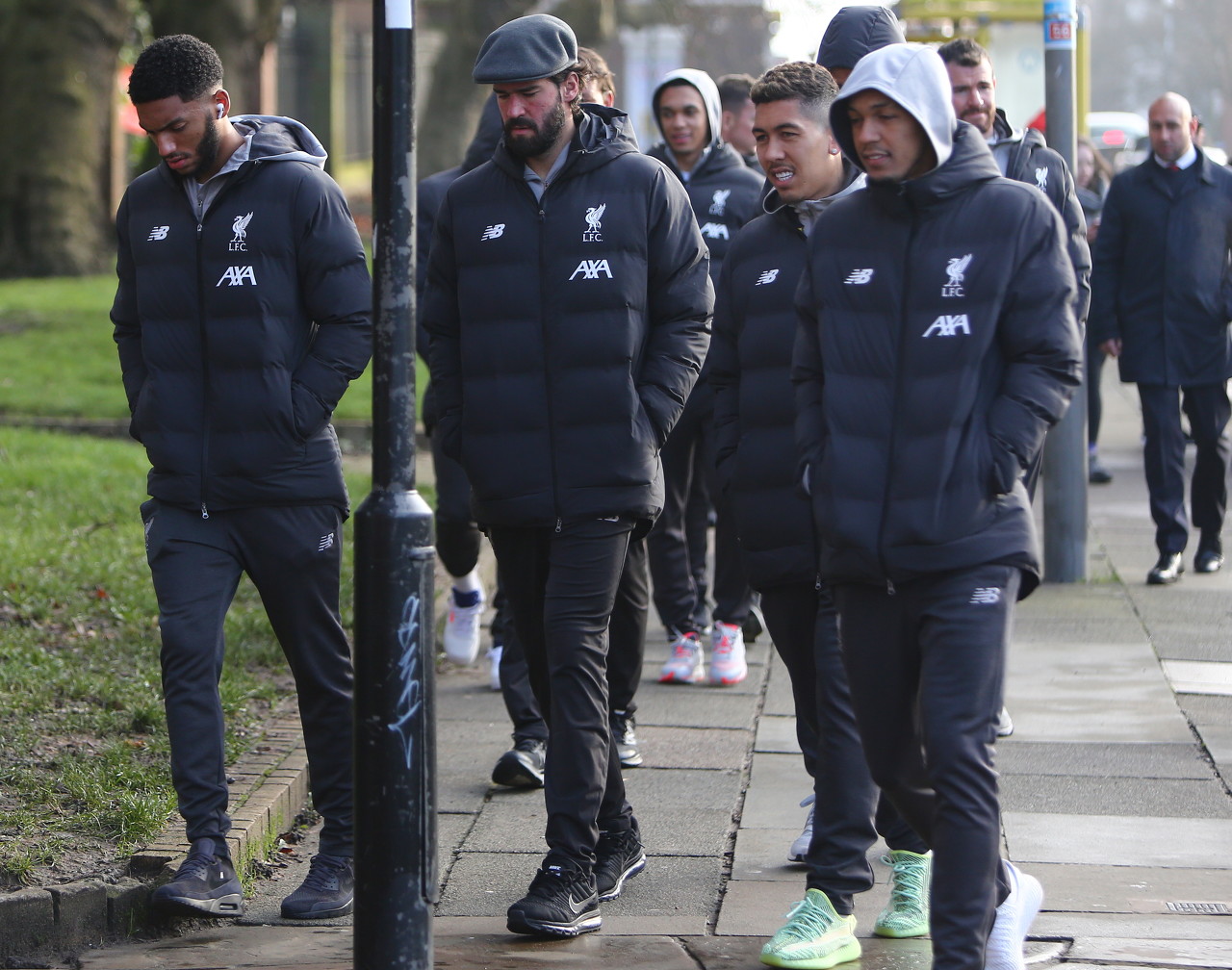 对手在防他的时候完全没办法