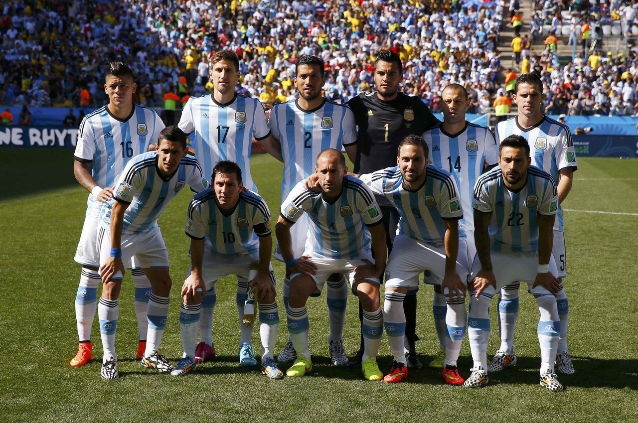 蓝军枪手 天王山之前 先在欧冠褪一层皮吧