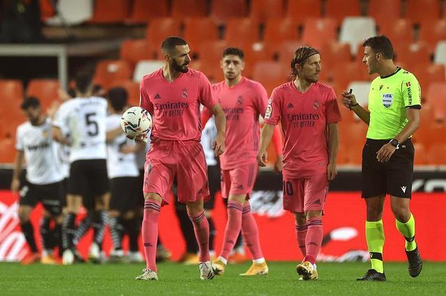 浙江队长比佩尼亚更香！大连别签长约了 弗兰克：首选中超 我的自律与生俱来